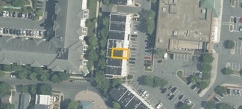 240 Main St