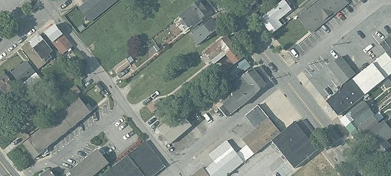 272 Main St