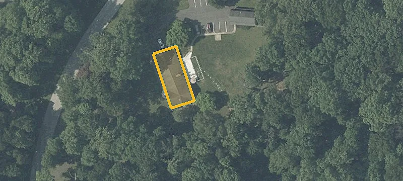 3255 Roscommon Dr