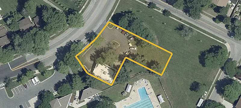 5325 Phelps Luck Dr