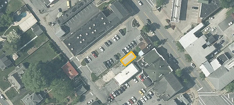 77 Main St