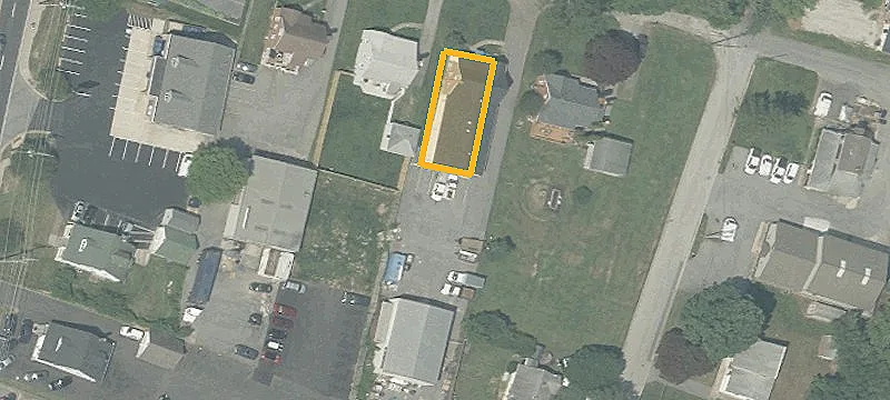 1319 Lee Ln