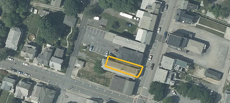 7 Main St