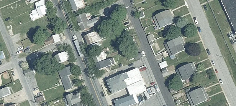 3053 Main St