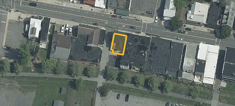 83 Main St