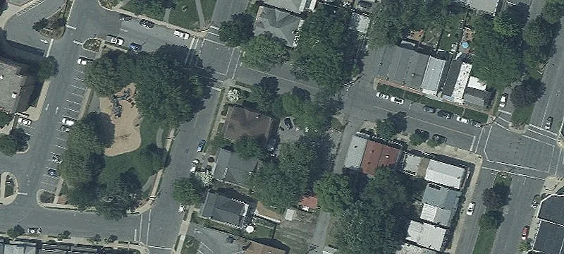 530 Trl Ave