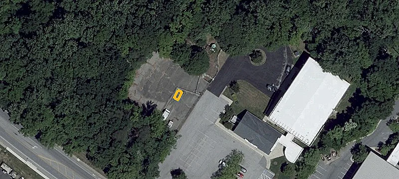 351 Hilltop Ln