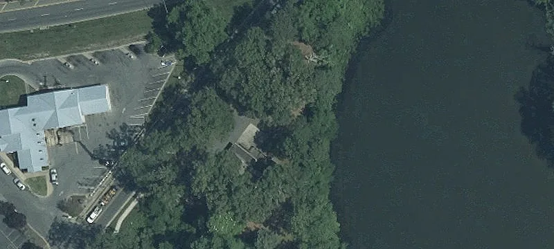 1100 Pemberton Dr