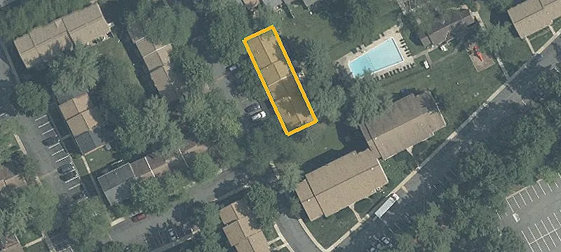 438 College Pkwy