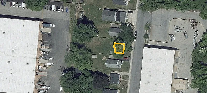 718 Wedeman Ave