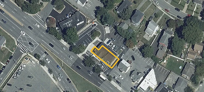 115 University W Blvd