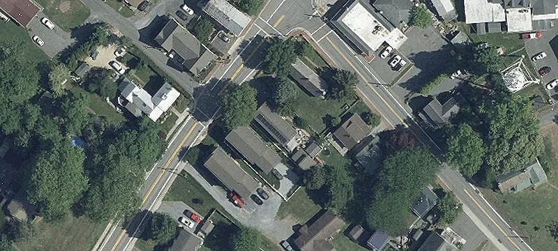 7004 Main St