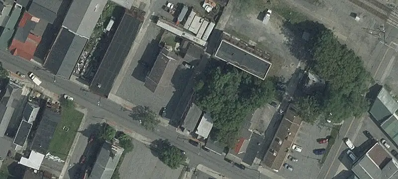 321 Ctr St