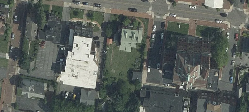 104 Washington St