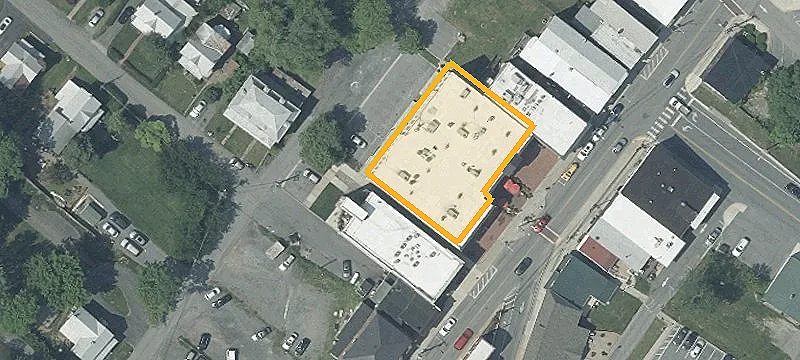 202 Main St