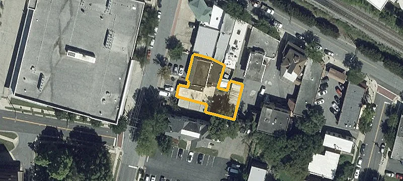 10417 Armory Ave