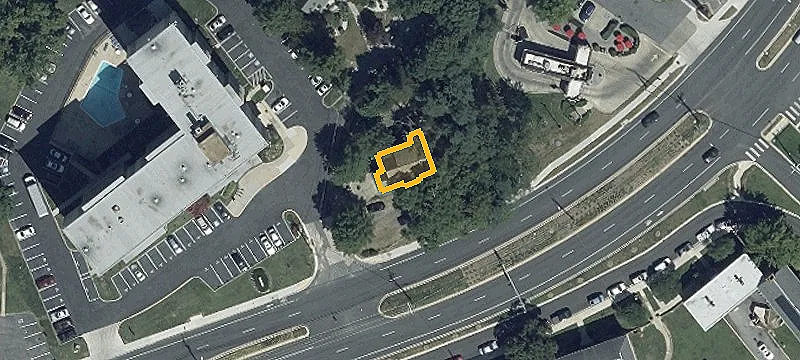 2900 Queens Chapel Rd