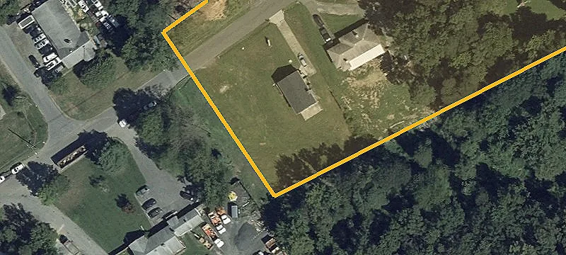 8005 Bellefonte Ln