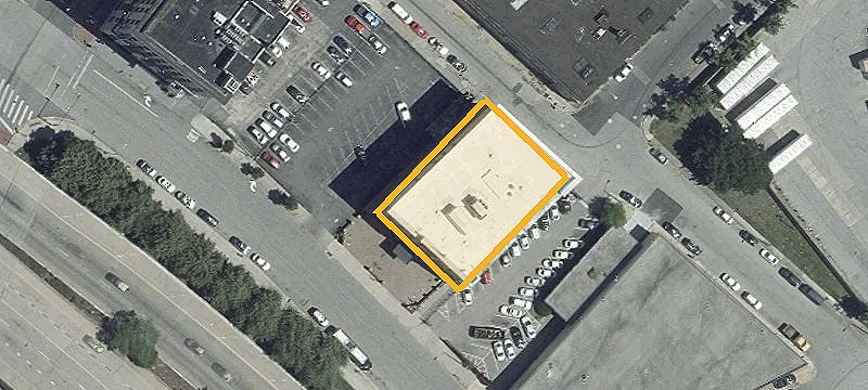 300 Frnt St