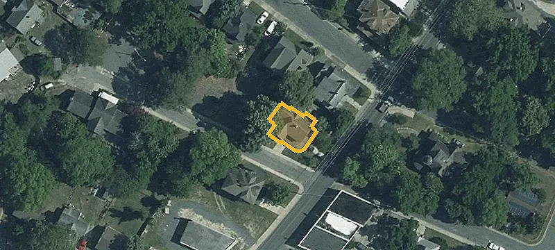 716 Division St