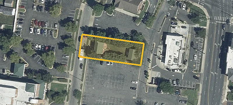 6209 44th Pl