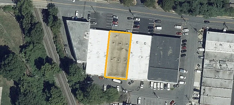 2418 Linden Ln