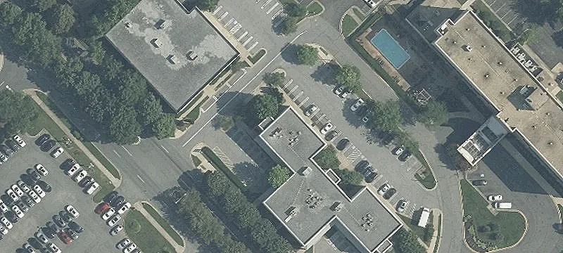 831 Russell Ave