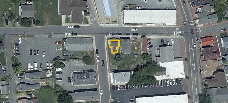 108 Railroad Ave