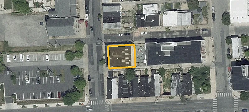 1211 Chester St