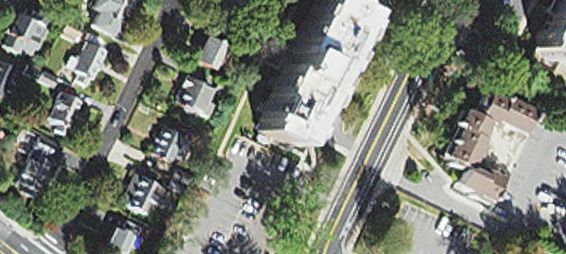 5015 Battery Ln