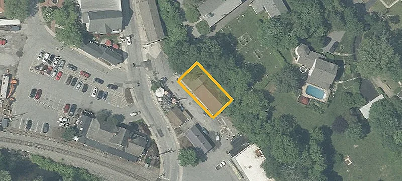 7611 Main St