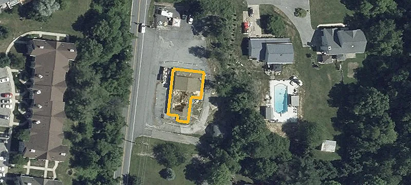 6161 Meadowridge Rd