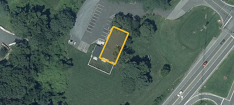 8942 Centreville Rd