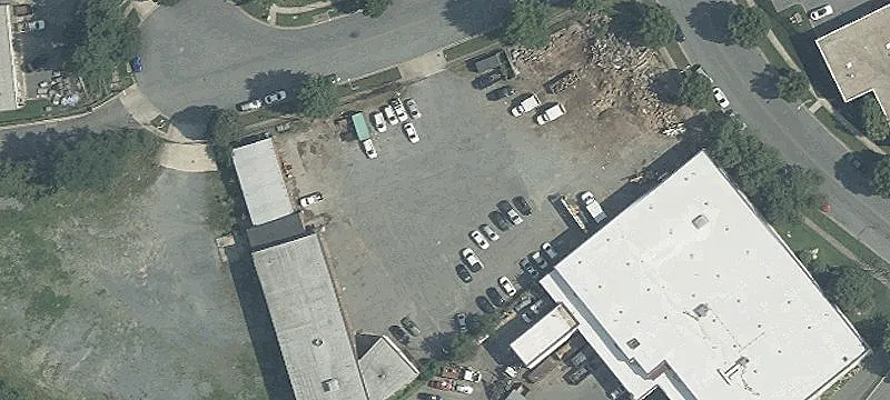 8100 Cessna Ave