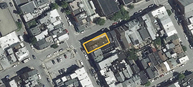 223 High St