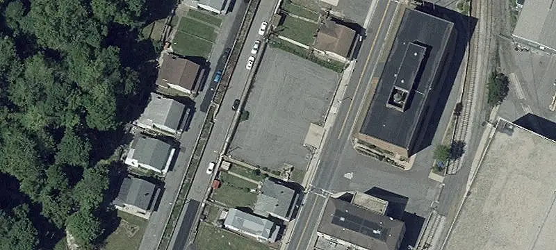 323 Pratt St