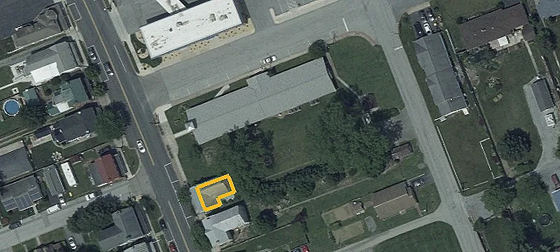 121 Main St