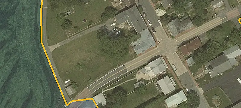 2 Main St
