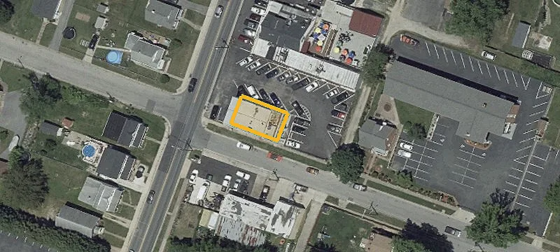 401 Mace Ave