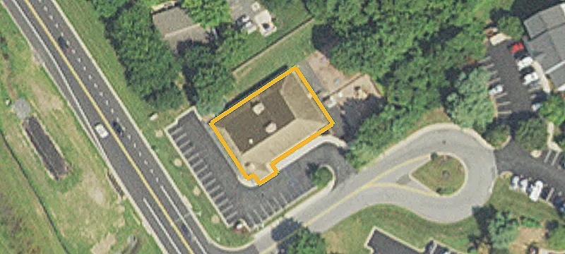 4698 Riverside Pkwy