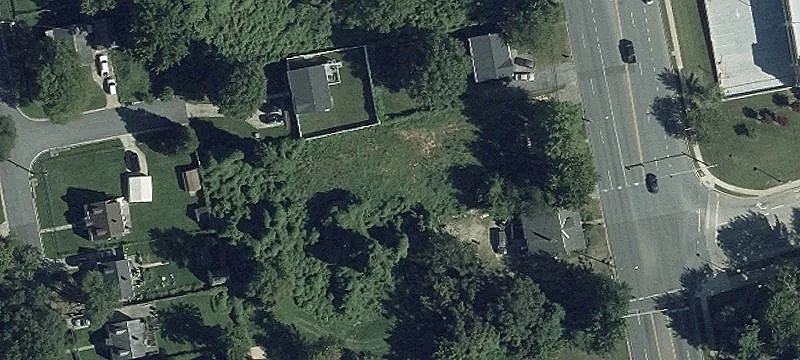 301 Addison S Rd