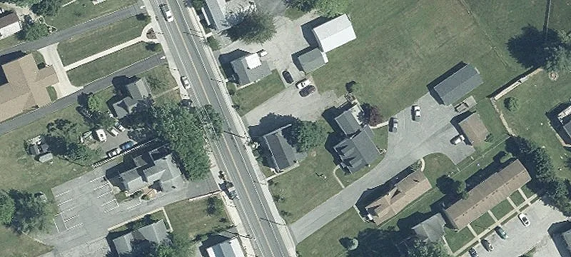 1421 Main St