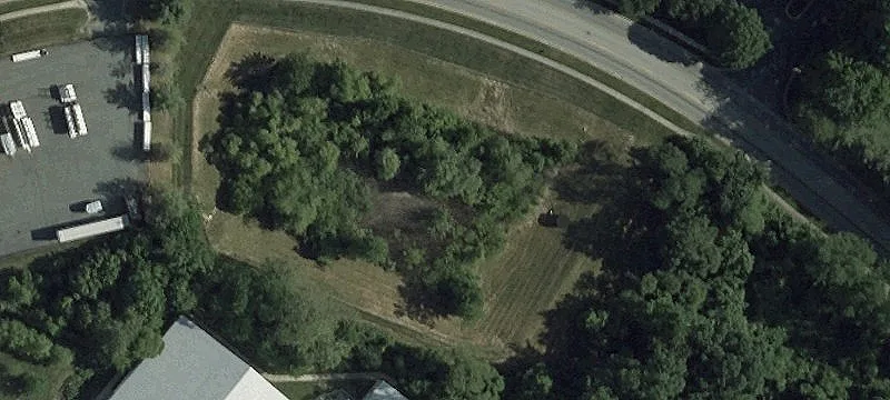 2106 Laurel Bush Rd
