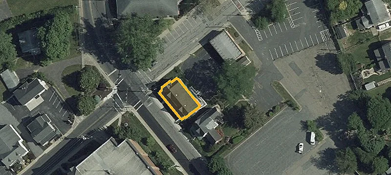 5 Hickory Ave
