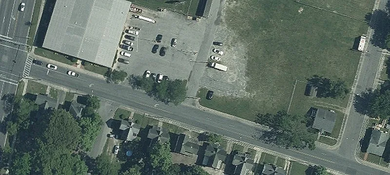 301 Vine St