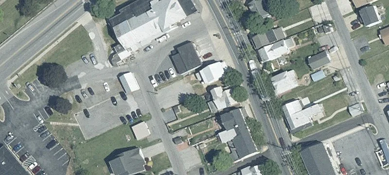 3270 Main St