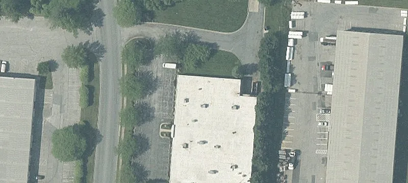 1215 Business N Pkwy