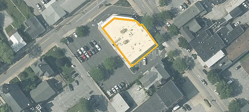 43 Main St