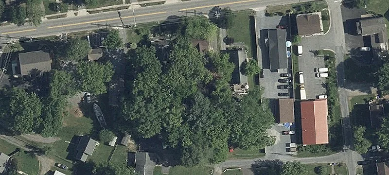 4214 Main St