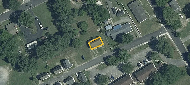 103 Poplar St
